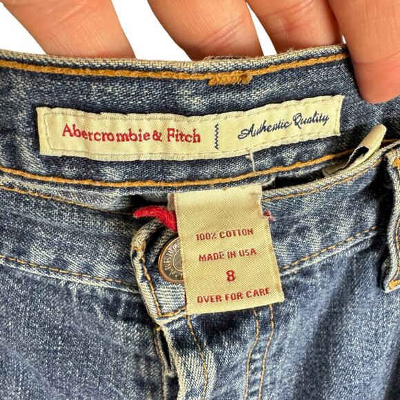 Abercrombie & Fitch 100% Cottom Med Wash Straight Leg Jean Capris Made In USA 8 - Picture 4 of 5
